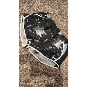 Under Armour Women's 3" Printed Running Shorts Size L